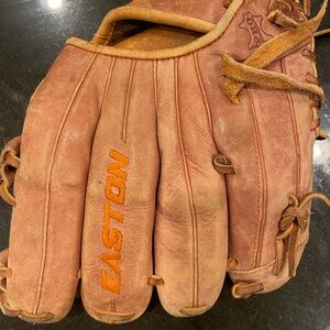 Easton Tan Leather Baseball Glove